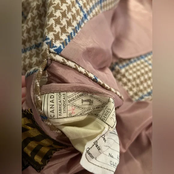 SOLD🍓VINTAGE - Houndstooth Overcoat Blazer - Picture 7 of 10